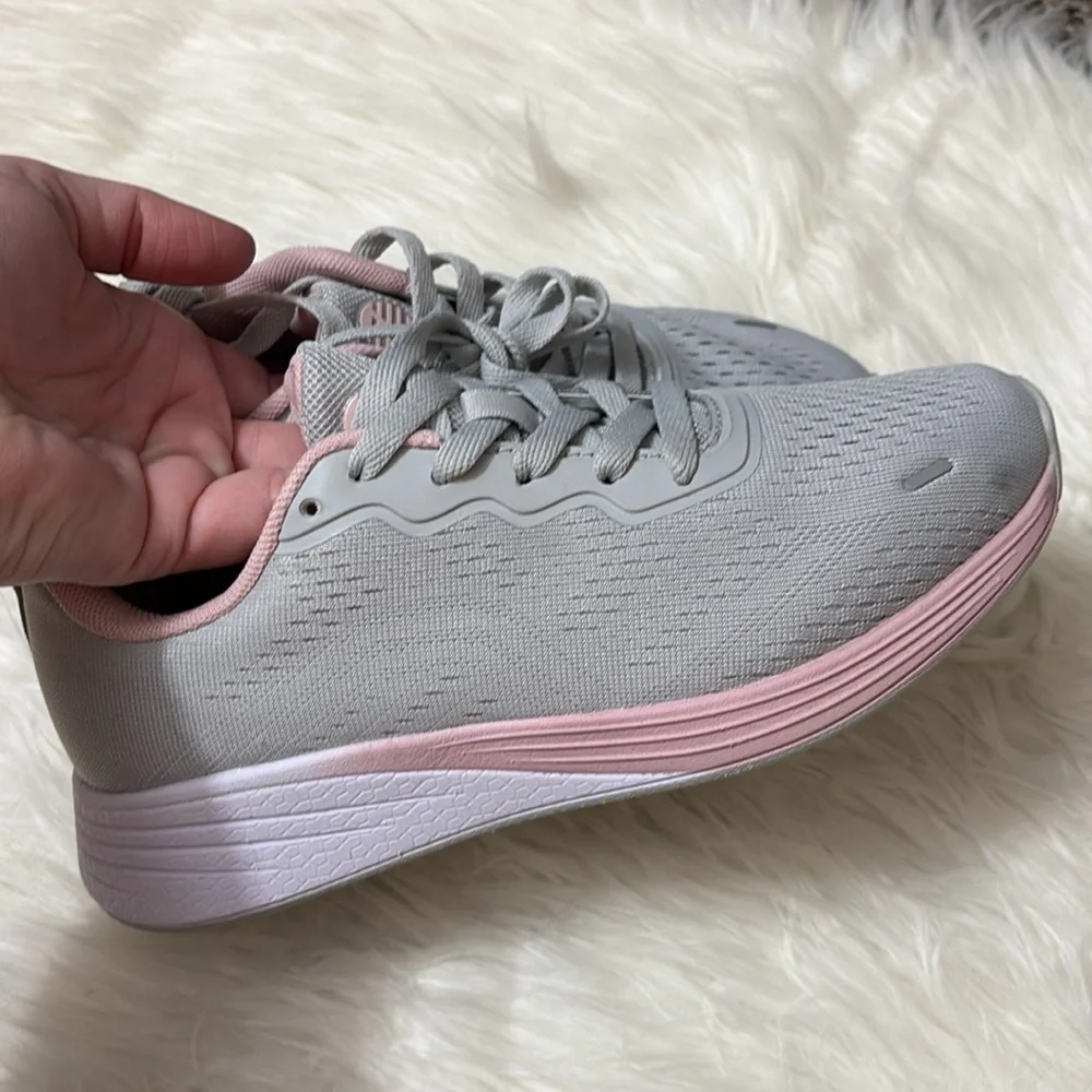 Z By Zella Light Grey Pink White Sneakers Size 5.5